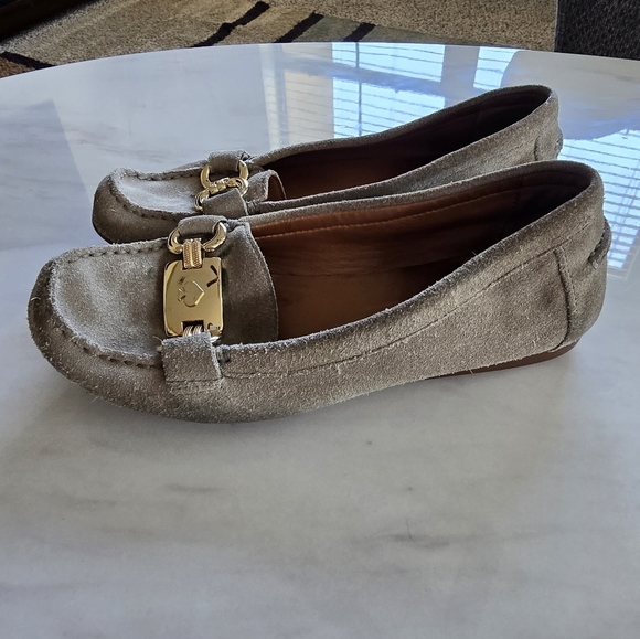 Kate Spade Carson Loafers Women Sz 6M Gray Gold Medallion Flats Comfy - Picture 7 of 13